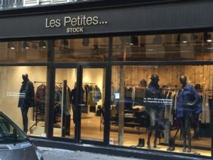 Le magasin de déstokage les petites à Paris